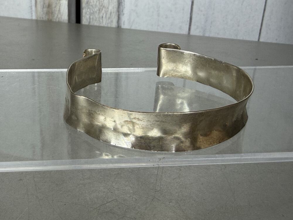 Vintage Hammered Sterling Silver Scroll Cuff Bracelet Adjustable 13G Artesian